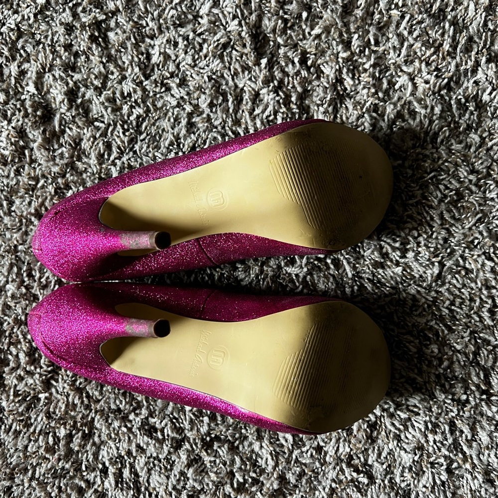 Hot pink sparkle heels - Picture 3 of 3